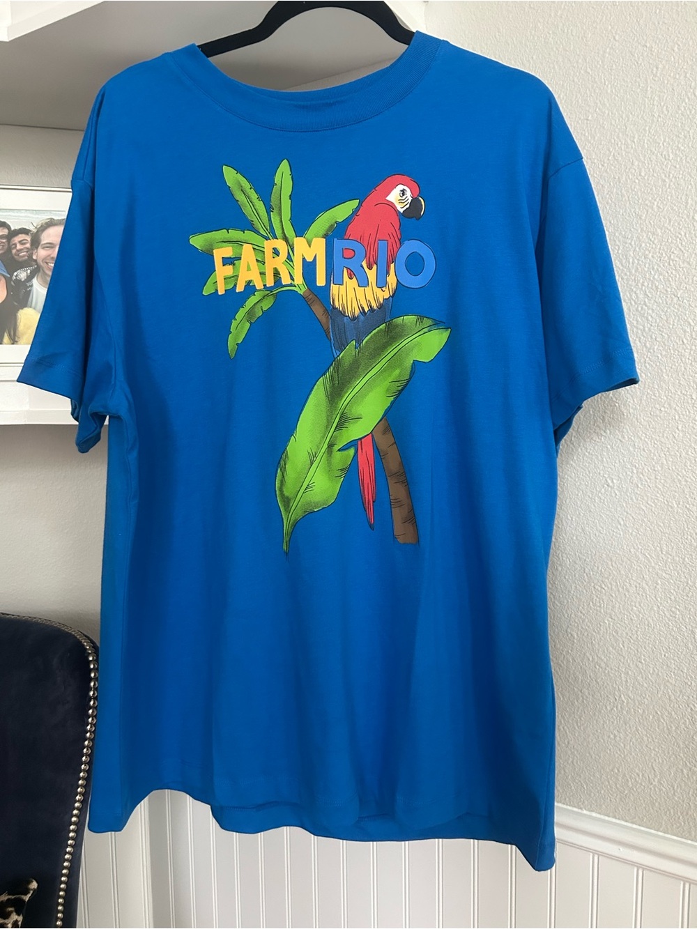 FARM Rio Bright Blue Parrot Graphic Tee NWT - Picture 3 of 6